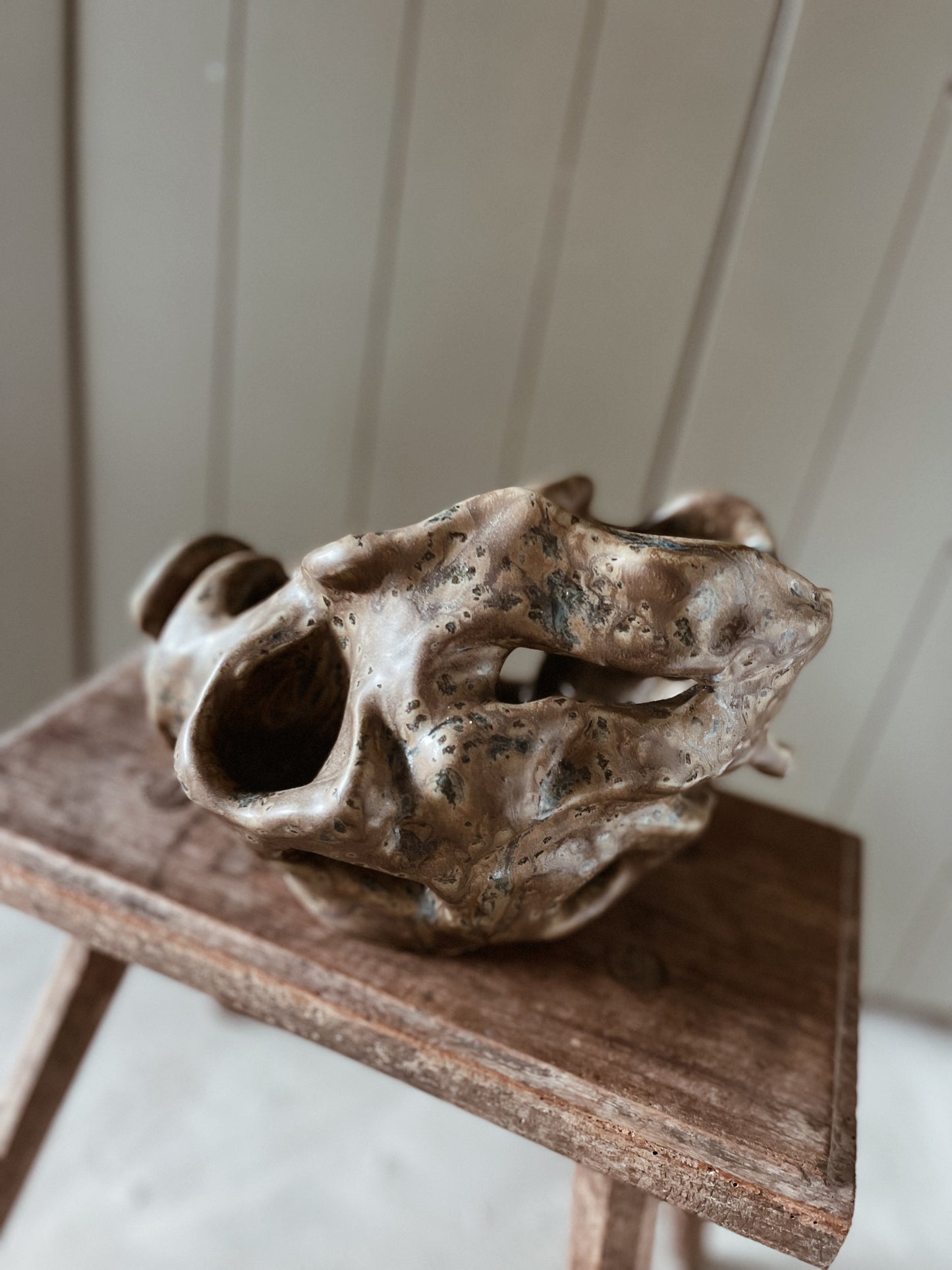 CLAY SKULPTURE BOWL